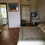 Vignola Mare *