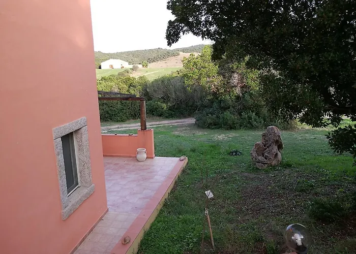 Alloggio per agriturismo Vignola Mare *