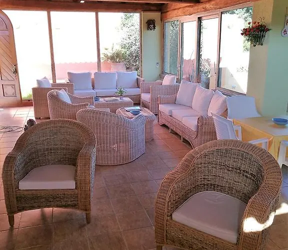 Vignola Mare Vakantieboerderij *